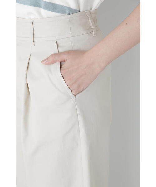 human woman（ヒューマンウーマン）の「◆【撥水】コンパクトギャバパンツ（その他パンツ・レディース・ネイビー/ベージュ・MEDIUM/SMALL）」の20枚目の写真