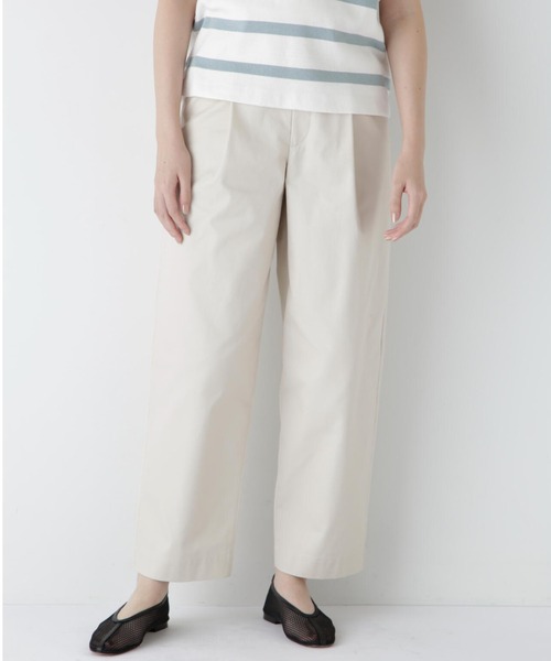 human woman（ヒューマンウーマン）の「◆【撥水】コンパクトギャバパンツ（その他パンツ・レディース・ネイビー/ベージュ・MEDIUM/SMALL）」の2枚目の写真