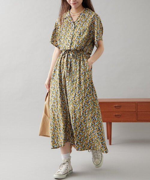 GEVACO（ゲバコ）の「【GEVACO】小花柄開襟ワンピース（ワンピース・レディース・イエロー/サックスブルー・ONE SIZE）」の3枚目の写真