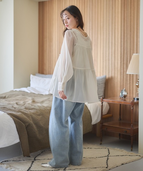 earth music&ecology（アースミュージックアンドエコロジー）の「フロントリボンシアーチュニック（チュニック・レディース・ライトベージュ/ブラック/ピンク・FREE）」の9枚目の写真