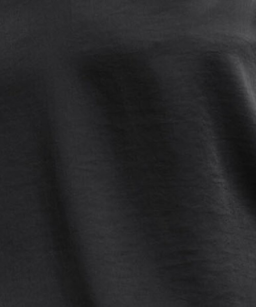 ATTISESSION（アティセッション）の「＜ATTISESSION＞サテン Vネック プルオーバー トップス（シャツ/ブラウス・レディース・ブラック/オフホワイト・FREE）」の15枚目の写真