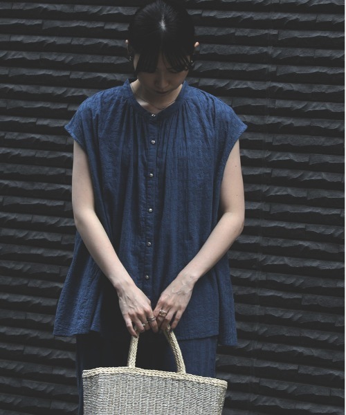 Right-on(ライトオン)の「Other(ソノタ)【レディース】「インド刺繍」ノースリーブシャツ(その他トップス・レディース・ブルー/ダークグレー・M/L)」の9枚目の写真