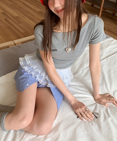 Vipoa(ヴィポア)の「フリルドッキングTee(Tシャツ/カットソー・レディース・グレー/ホワイト/ブラック・FREE)」の4枚目の写真