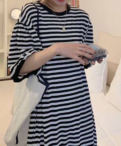 Kuroba(クロバ)の「ボーダー柄Tシャツロングワンピース(ワンピース・レディース・ブルー/ブラック・S/L/M)」の4枚目の写真
