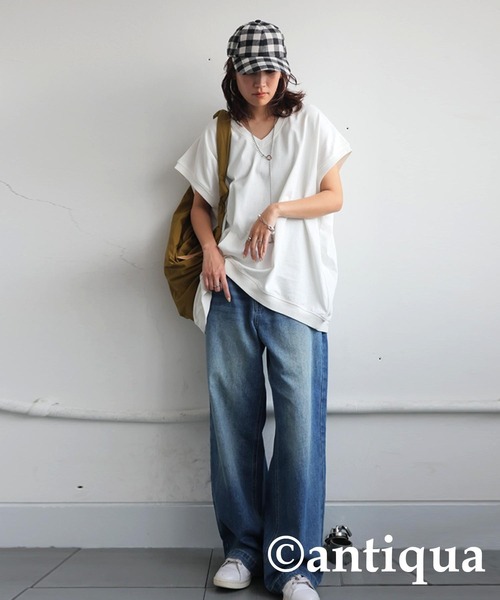 antiqua(アンティカ)の「バスクデザインTシャツ(Tシャツ/カットソー・レディース・ベージュ/ホワイト/アッシュグレー/ブラック/カーキ・ONESIZE)」の8枚目の写真