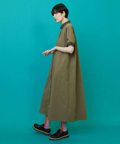 FRAPBOIS（フラボア）の「ボーダーサッカー ワンピース（ワンピース・レディース・ブラック/カーキ・0/1）」の3枚目の写真