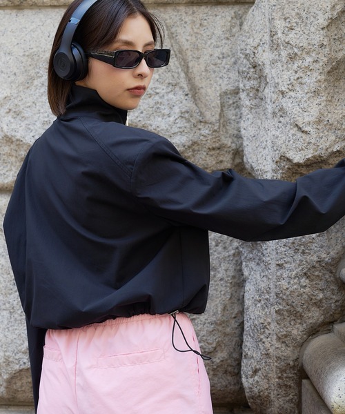 DURAS(デュラス)の「スタンドネックドロストブルゾン(ブルゾン・レディース・ブラック/ホワイト/ブルー・FREE)」の11枚目の写真