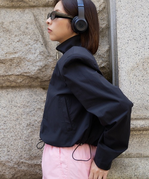 DURAS(デュラス)の「スタンドネックドロストブルゾン(ブルゾン・レディース・ブラック/ホワイト/ブルー・FREE)」の4枚目の写真