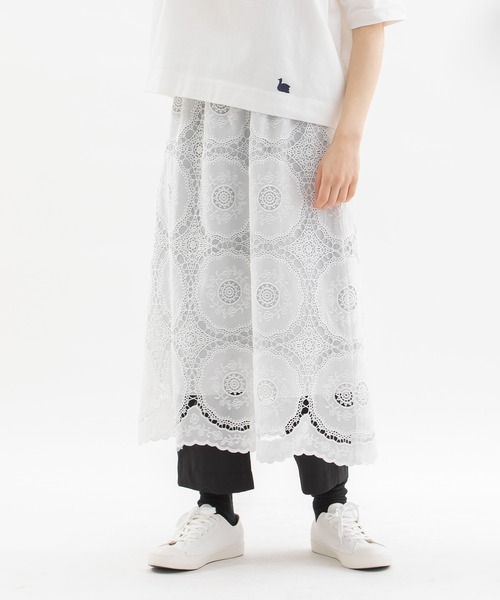 nop de nod（ノップドゥノッド）の「刺繍レーススカート（スカート・レディース・ブラック/オフホワイト・3）」の17枚目の写真
