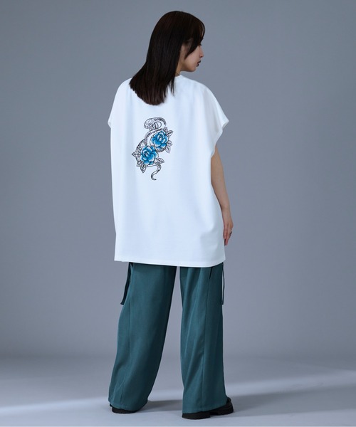 Ellno Loset（エルノロゼット）の「スネーク刺繍ノースリーブTシャツ（Tシャツ/カットソー・メンズ・オフホワイト/ブラック・SMALL/MEDIUM/LARGE）」の8枚目の写真