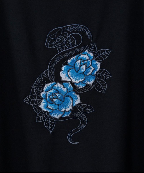 Ellno Loset（エルノロゼット）の「スネーク刺繍ノースリーブTシャツ（Tシャツ/カットソー・メンズ・オフホワイト/ブラック・SMALL/MEDIUM/LARGE）」の3枚目の写真