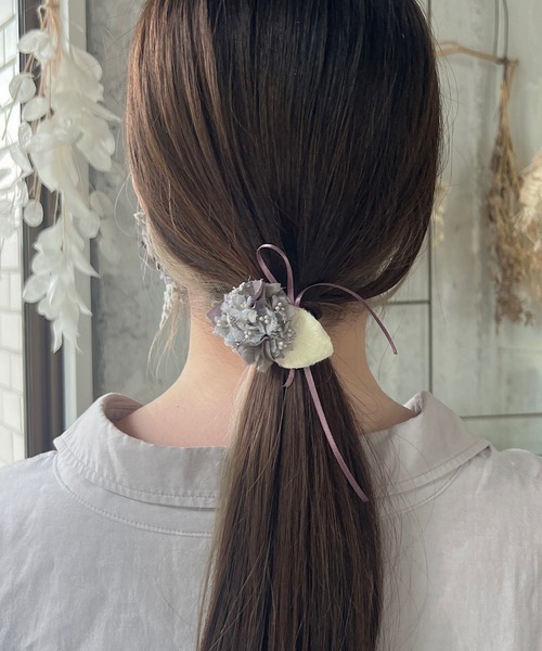 m.soeur（エムスール）の「アジサイの花束ヘアゴム（ヘアゴム・レディース・グレー/ブルー/ブラック・FREE）」の8枚目の写真