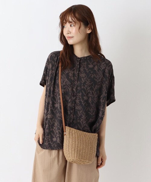 one'sterrace(ワンズテラス)の「SE 雑材 ラウンドショルダー(ショルダーバッグ・レディース・ベージュ系8/ベージュ系その他7・99)」の11枚目の写真