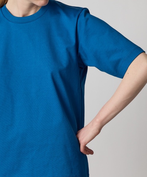 CINOH(チノ)の「COTTON JERSEY COMPACT T-SHIRT(Tシャツ/カットソー・レディース・ブルー/ブラック/ホワイト・36/38)」の14枚目の写真