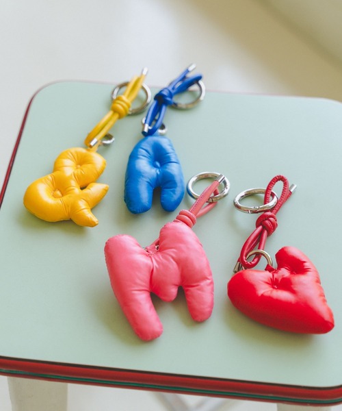 LOWRYS FARM（ローリーズファーム）の「カラフルパファーチャーム　524521（その他雑貨・レディース・その他1/ブルー系その他/イエロー系その他/ホワイト・FREE）」の15枚目の写真