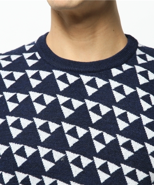 SUNNY  SPORTS（サニースポーツ）の「SUNNY SPORTS/サニースポーツ　TRIANGLE 60'S SWEATER（ニット/セーター・メンズ・ネイビー・MEDIUM/LARGE）」の4枚目の写真