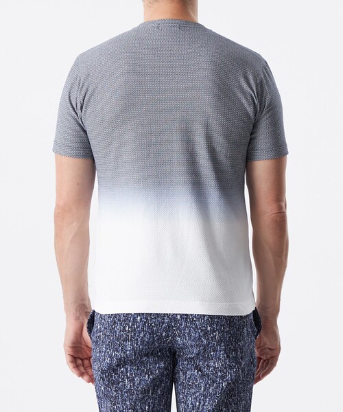 EPOCA UOMO(エポカウォモ)の「グラデーションカットソー(Tシャツ/カットソー・メンズ・ホワイト系その他/ネイビー・46/48)」の7枚目の写真
