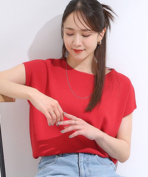 DRESKIP（ドレスキップ）の「【洗える/S-LL/ひんやり】さらりと好印象　総針フレンチスリーブニット（ニット/セーター・レディース・オフホワイト/レッド系1/ブラック/ネイビー・04/03/02/01）」の4枚目の写真