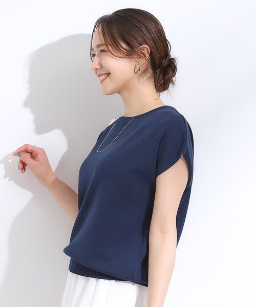 DRESKIP（ドレスキップ）の「【洗える/S-LL/ひんやり】さらりと好印象　総針フレンチスリーブニット（ニット/セーター・レディース・オフホワイト/レッド系1/ブラック/ネイビー・04/03/02/01）」の6枚目の写真