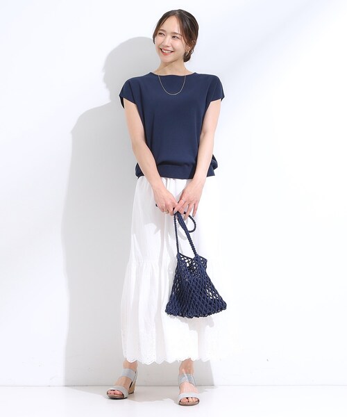 DRESKIP（ドレスキップ）の「【洗える/S-LL/ひんやり】さらりと好印象　総針フレンチスリーブニット（ニット/セーター・レディース・オフホワイト/レッド系1/ブラック/ネイビー・04/03/02/01）」の7枚目の写真