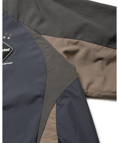 F.C.Real Bristol(エフシーレアルブリストル)の「WARM-UP JACKET(ブルゾン・メンズ・オフホワイト/セージグリーン/ブラック・X-LARGE/LARGE/MEDIUM/SMALL/XX-LARGE)」の13枚目の写真