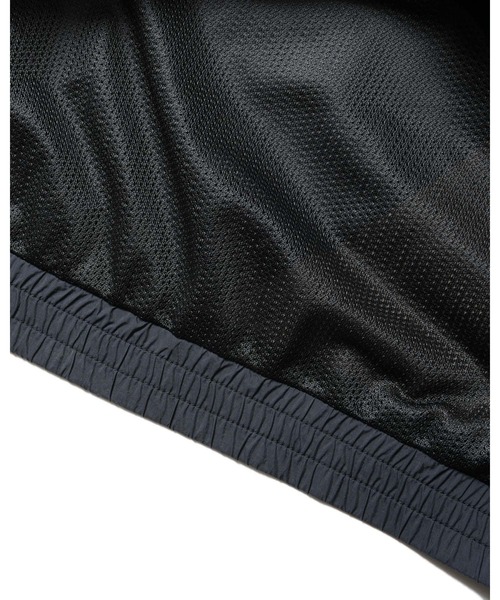 F.C.Real Bristol(エフシーレアルブリストル)の「WARM-UP JACKET(ブルゾン・メンズ・オフホワイト/セージグリーン/ブラック・X-LARGE/LARGE/MEDIUM/SMALL/XX-LARGE)」の16枚目の写真