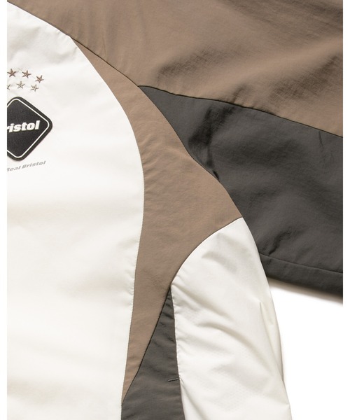 F.C.Real Bristol(エフシーレアルブリストル)の「WARM-UP JACKET(ブルゾン・メンズ・オフホワイト/セージグリーン/ブラック・X-LARGE/LARGE/MEDIUM/SMALL/XX-LARGE)」の6枚目の写真