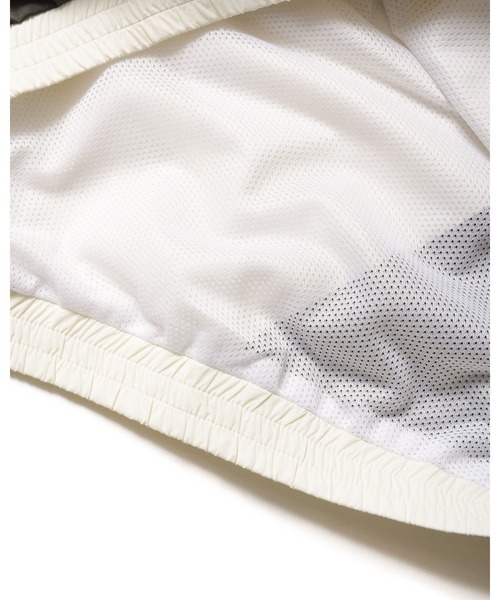 F.C.Real Bristol(エフシーレアルブリストル)の「WARM-UP JACKET(ブルゾン・メンズ・オフホワイト/セージグリーン/ブラック・X-LARGE/LARGE/MEDIUM/SMALL/XX-LARGE)」の9枚目の写真