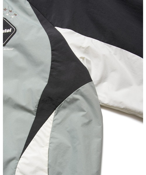 F.C.Real Bristol(エフシーレアルブリストル)の「WARM-UP JACKET(ブルゾン・メンズ・オフホワイト/セージグリーン/ブラック・X-LARGE/LARGE/MEDIUM/SMALL/XX-LARGE)」の20枚目の写真