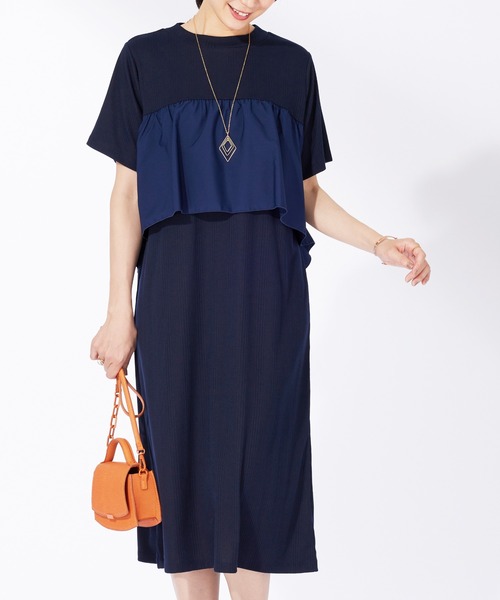 BELLUNA PLUS(ベルーナ)の「胸元フリルデザインワンピース(ワンピース・レディース・ネイビー/ブラック・MEDIUM/LARGE/X-LARGE)」の2枚目の写真