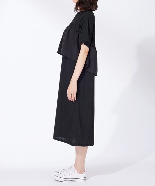 BELLUNA PLUS(ベルーナ)の「胸元フリルデザインワンピース(ワンピース・レディース・ネイビー/ブラック・MEDIUM/LARGE/X-LARGE)」の11枚目の写真
