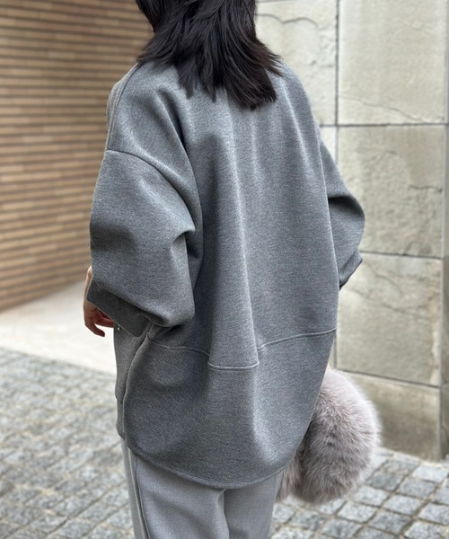 ネックが選べる】ダンボールコクーンフォルムプルオーバー Emma Taylor