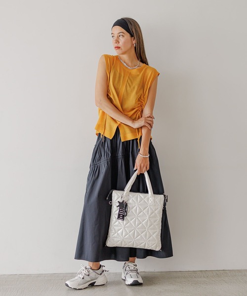 BAYFLOW（ベイフロー）の「[撥水機能素材]ランダムギャザーフレアスカート（スカート・レディース・キャメル/ブラック・FREE）」の12枚目の写真