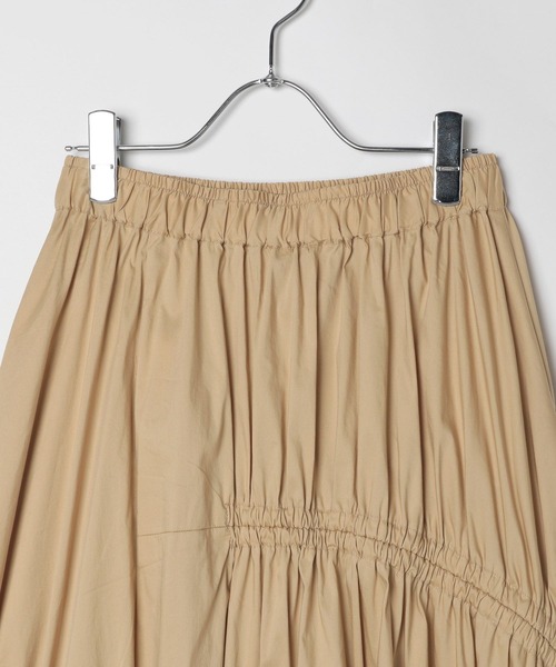 BAYFLOW（ベイフロー）の「[撥水機能素材]ランダムギャザーフレアスカート（スカート・レディース・キャメル/ブラック・FREE）」の7枚目の写真