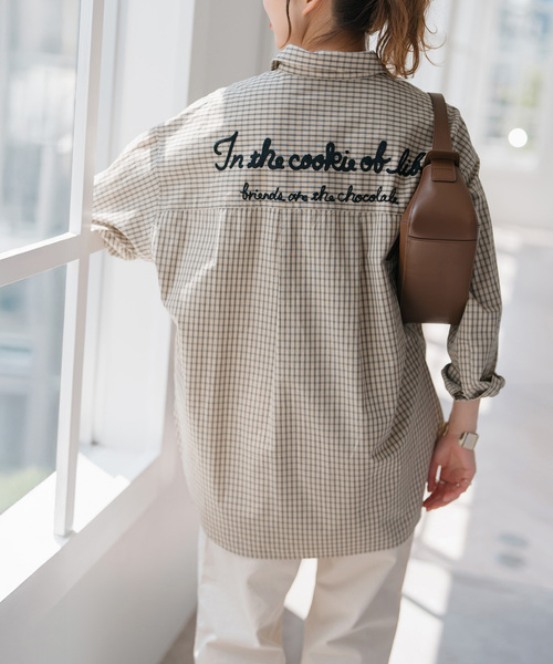 美品 スピックアンドスパン 2025SS 刺繍オーバーシャツ ホワイト 極美品 スピックアンドスパン 2025SS 刺繍オーバーシャツ