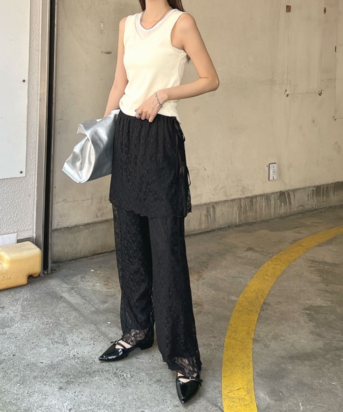 Futier land（フューティアランド）の「ラップスカートレイヤードレースパンツ（その他パンツ・レディース・アイボリー/ブラック・FREE）」の5枚目の写真