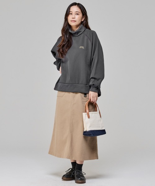 KRIFF MAYER Lady's Collection（クリフメイヤーレディースコレクション）の「【ラグランスリーブ】裏起毛タートルスウェット（スウェット・レディース・レッド/その他5/チャコール/ナチュラル/カラフル・LARGE/MEDIUM）」の7枚目の写真