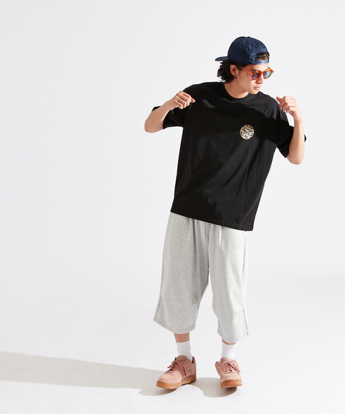 PARIS SAINT-GERMAIN(パリサンジェルマン)の「【Paris Saint-Germain / パリ・サン=ジェルマン】 JP CAMO EMBREM TEE(Tシャツ/カットソー・メンズ・ブラック/ホワイト・MEDIUM/SMALL/X-LARGE/LARGE)」の3枚目の写真