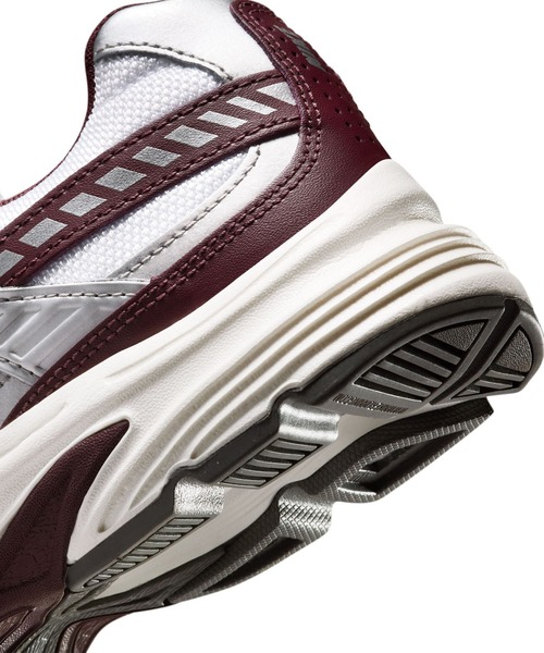 NIKE/ナイキ イニシエーター(23～25㎝) スニーカー メタリック