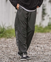 grancy ナイロンパンツ グレー GRANCY パンツ 「GRANCY」Button Layered Design Nylon Pants