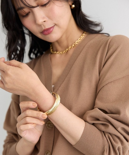 BARNYARDSTORM(バンヤードストーム)の「BARNYARDSTORM / フェザーバングル(ブレスレット・レディース・ゴールド/シルバー・FREE)」の17枚目の写真