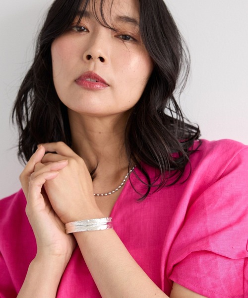 BARNYARDSTORM(バンヤードストーム)の「BARNYARDSTORM / フェザーバングル(ブレスレット・レディース・ゴールド/シルバー・FREE)」の12枚目の写真