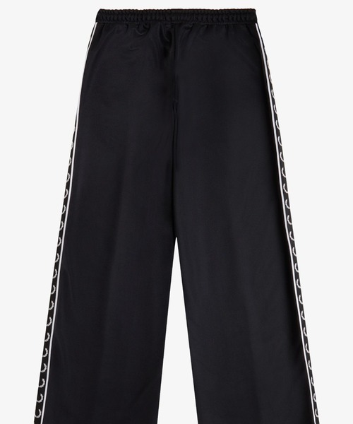 FRED PERRY（フレッドペリー）の「Taped Track Pants／フレッドペリートラックパンツ（その他パンツ・レディース・ブラック・8/10）」の9枚目の写真