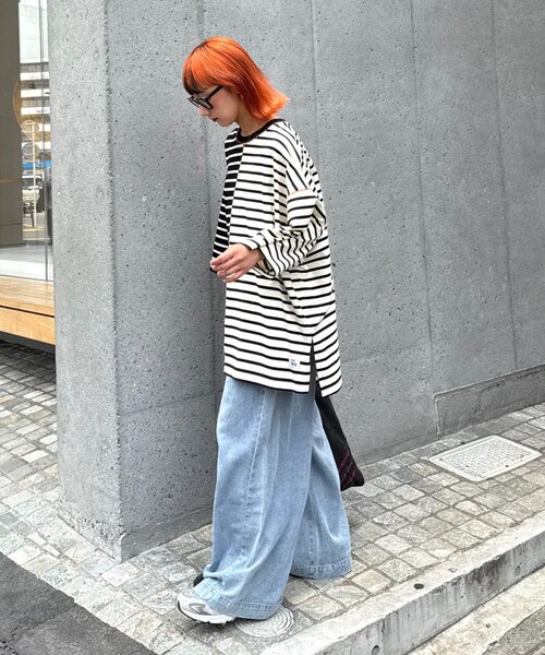 セール】【SOUNDS GOOOOD】配色ステッチサイドスリットTee半袖（T