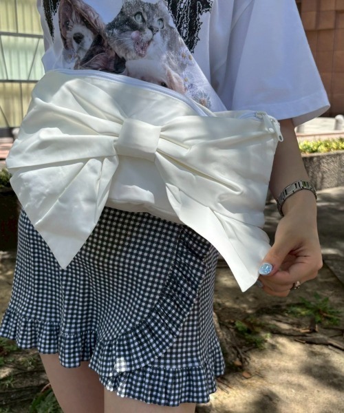 Candy Stripper（キャンディストリッパー）の「BIG RIBBON ボディバッグ（ボディバッグ/ウエストポーチ・レディース・オフホワイト/ブラック・FREE）」の11枚目の写真