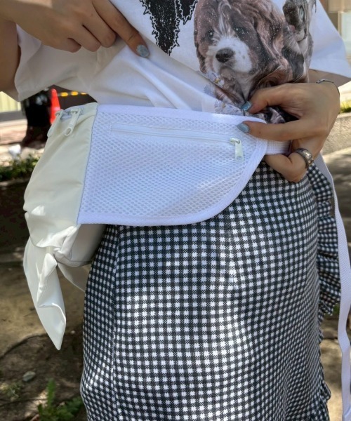 Candy Stripper（キャンディストリッパー）の「BIG RIBBON ボディバッグ（ボディバッグ/ウエストポーチ・レディース・オフホワイト/ブラック・FREE）」の12枚目の写真