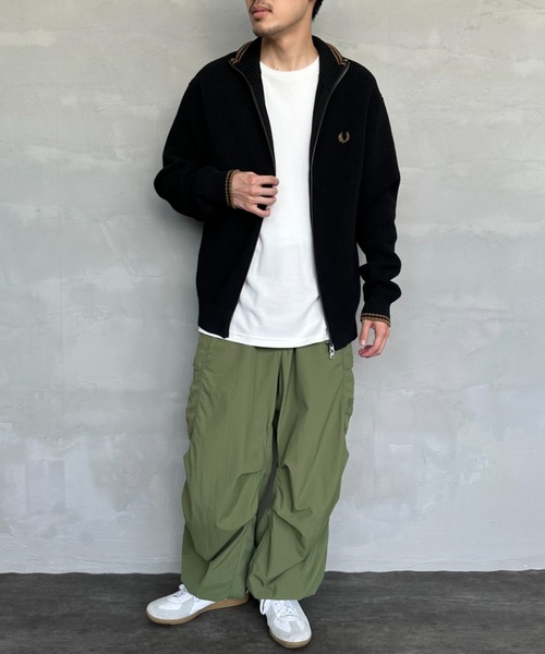 FRED PERRY（フレッドペリー）の「[FRED PERRY/フレッドペリー] 別注 ハイネック ジップニットカーディガン（ニット/セーター・レディース・ブラック/ライトグレー/キナリ・L/M/S）」の21枚目の写真