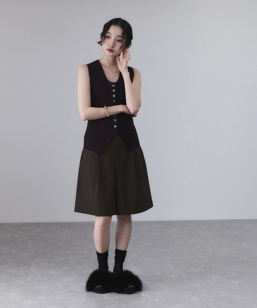 ADAM ET ROPE'(アダムエロペ)の「【サステナブル】ソリッド&ストライプハーフパンツ(その他パンツ・レディース・ブラック/ブラウン系その他・36/38)」の22枚目の写真