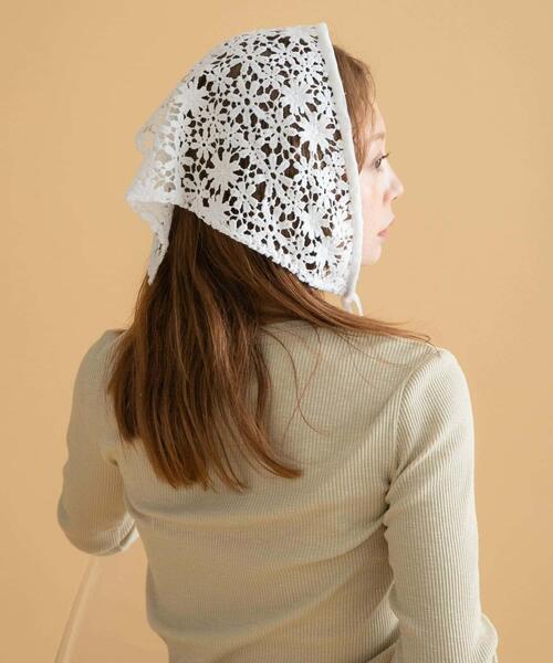 URBAN RESEARCH Sonny Label（アーバンリサーチサニーレーベル）の「フラワーレースサンカクストール（ストール/ショール・レディース・オフホワイト・ONE）」の5枚目の写真