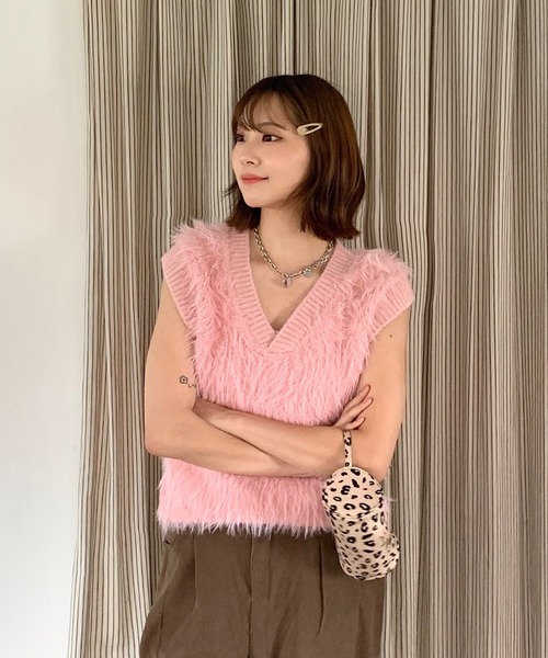Teem Store（チームストア）の「【25年秋冬新作】もこもこシャギーVネックベスト（ベスト・レディース・ホワイト/ピンク・F）」の18枚目の写真